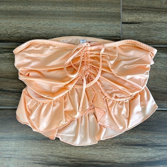 NWT By Anthropologie Strapless Ruffled Bandeau Top in Peach - Picture 2 of 11